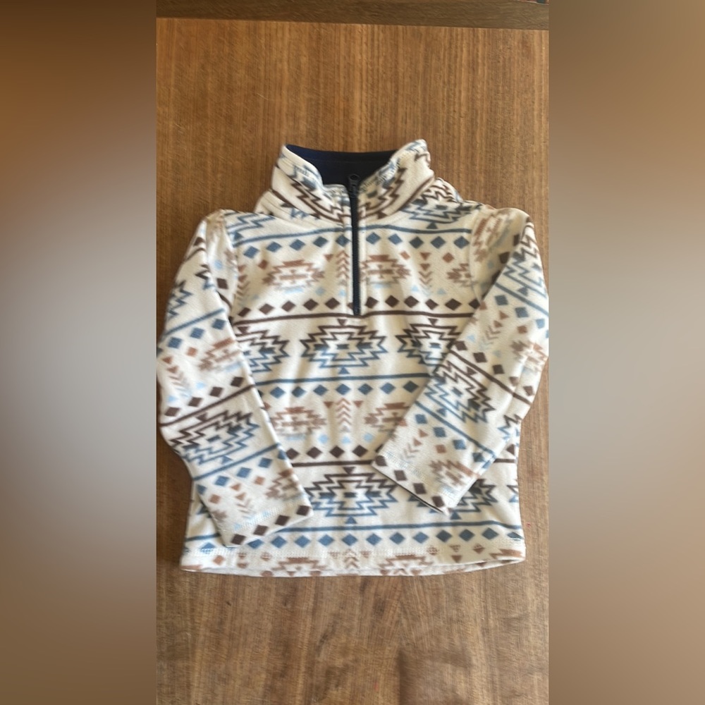 Children’s place fleece top NWT